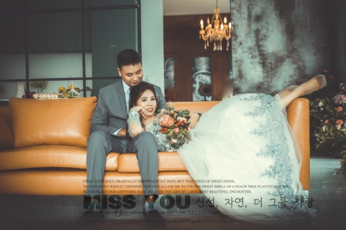 Hình cưới phim trường 